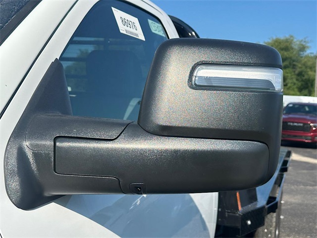 2025 Ram 5500 Tradesman photo 5
