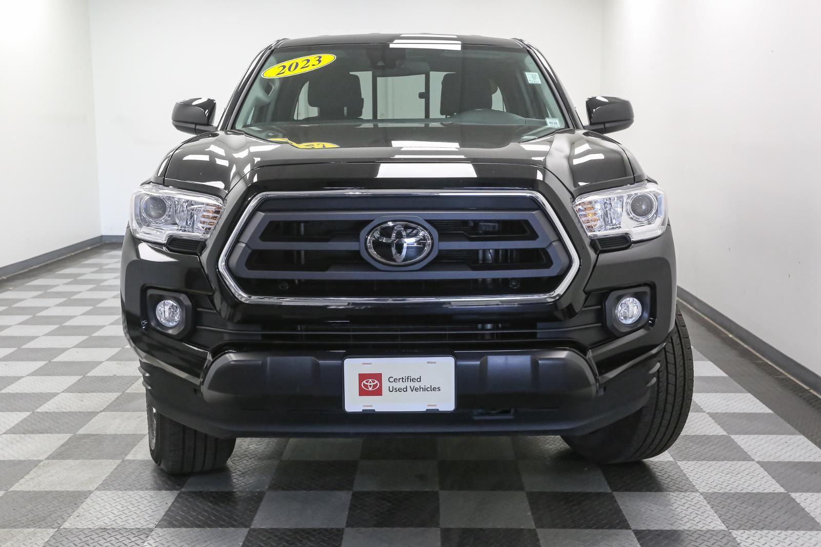 2023 Toyota Tacoma SR5 photo 3