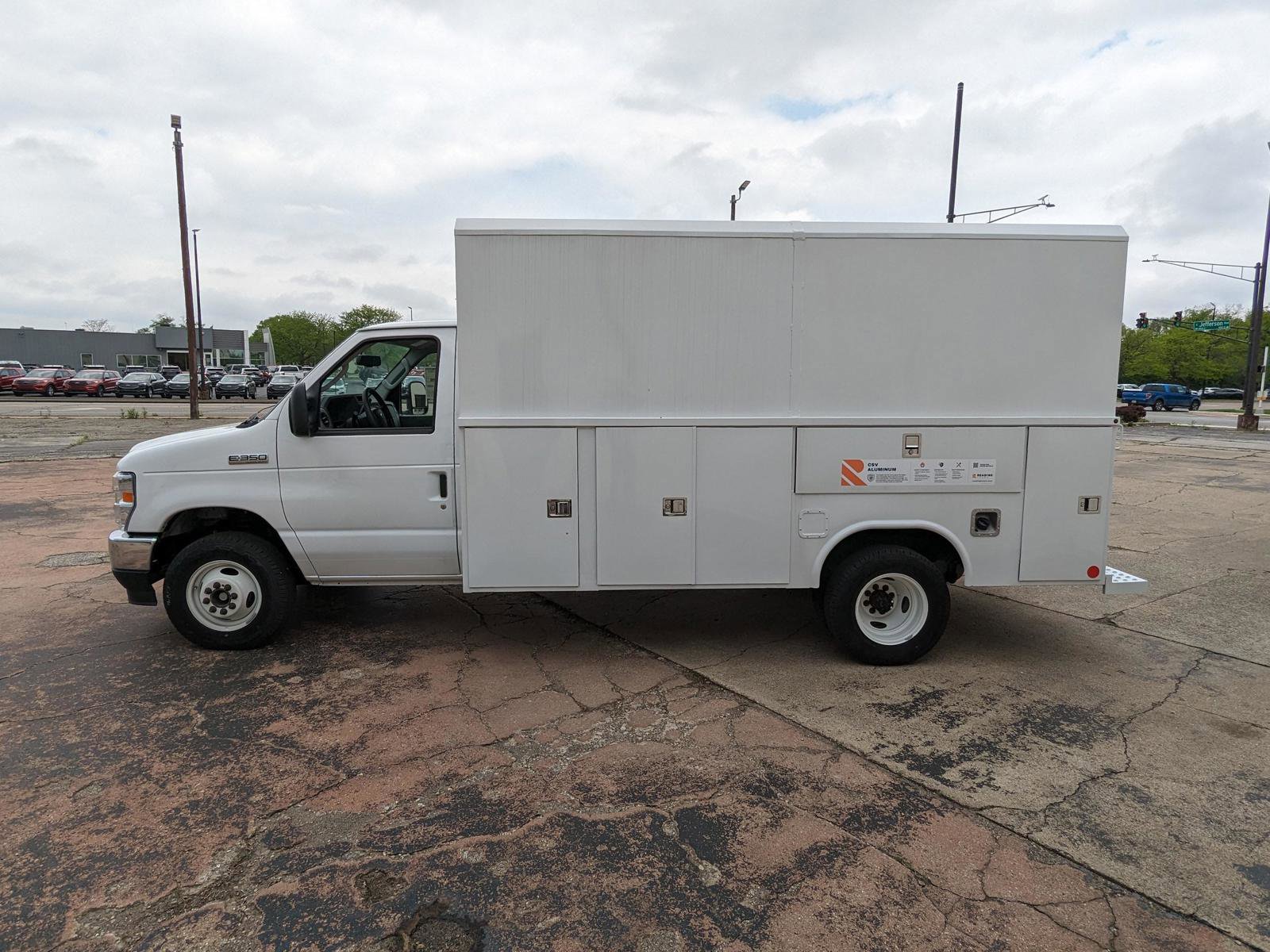 2024 Ford E-350 Base photo 4