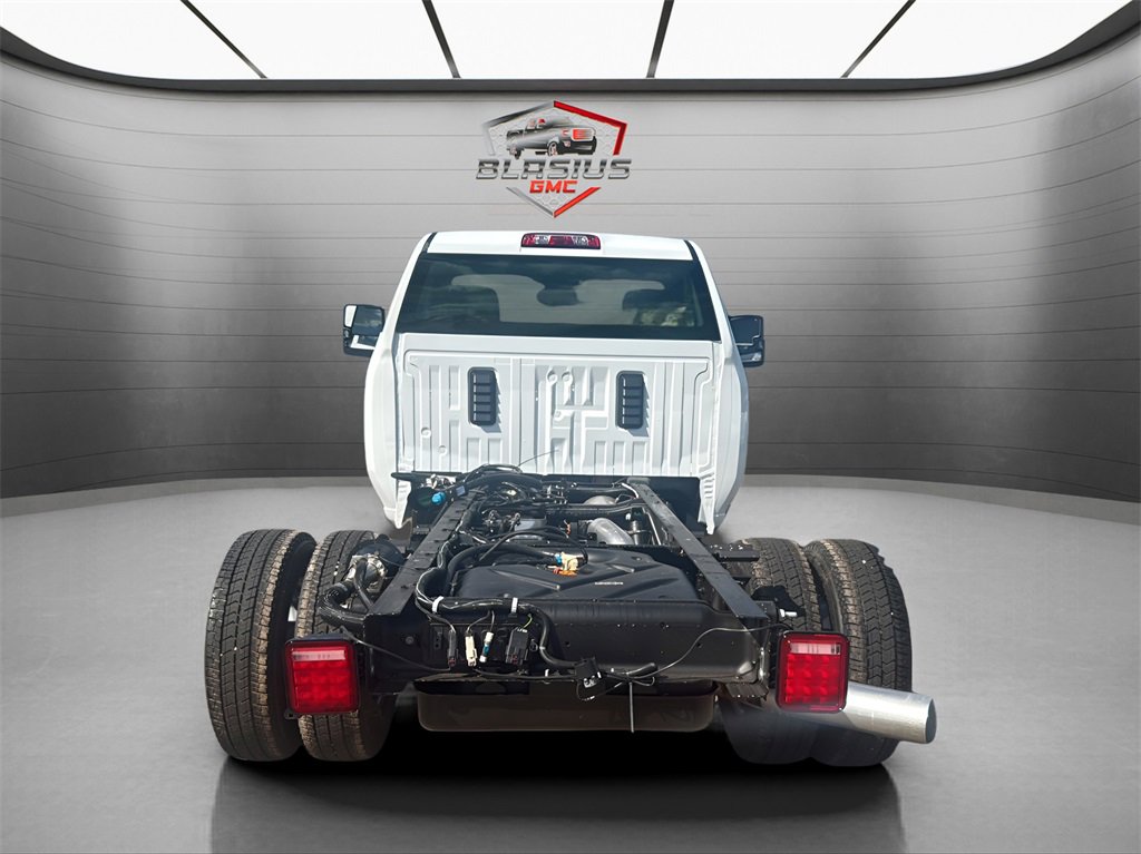 2026 Gmc Sierra 3500 HD Pro photo 3