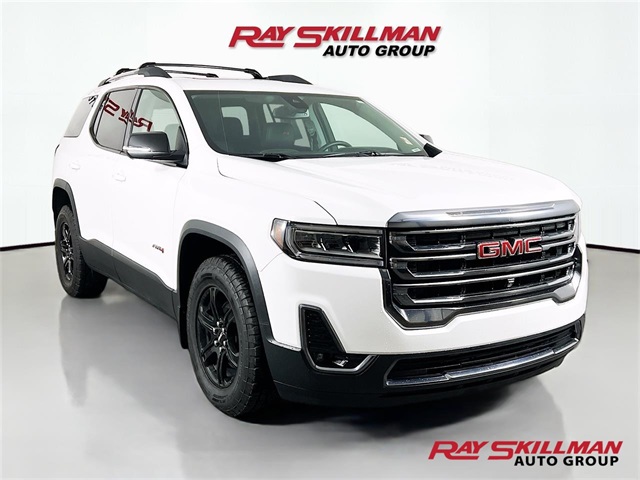 2023 GMC Acadia AT4's photo