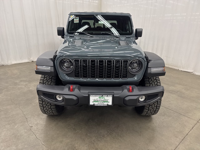 2025 Jeep Gladiator Rubicon photo 2