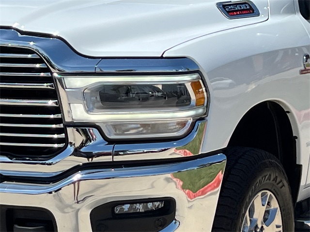 2023 Ram 2500 Laramie photo 4