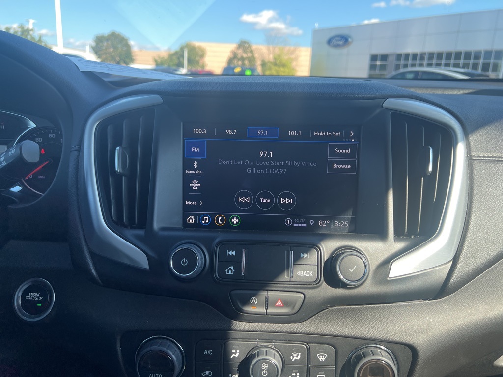 2024 Gmc Terrain SLT photo 22