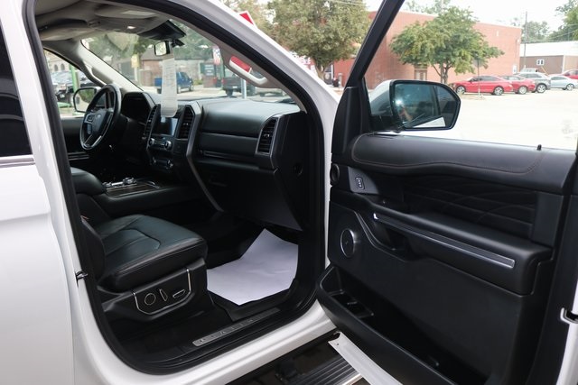 2020 Ford Expedition MAX Platinum photo 26