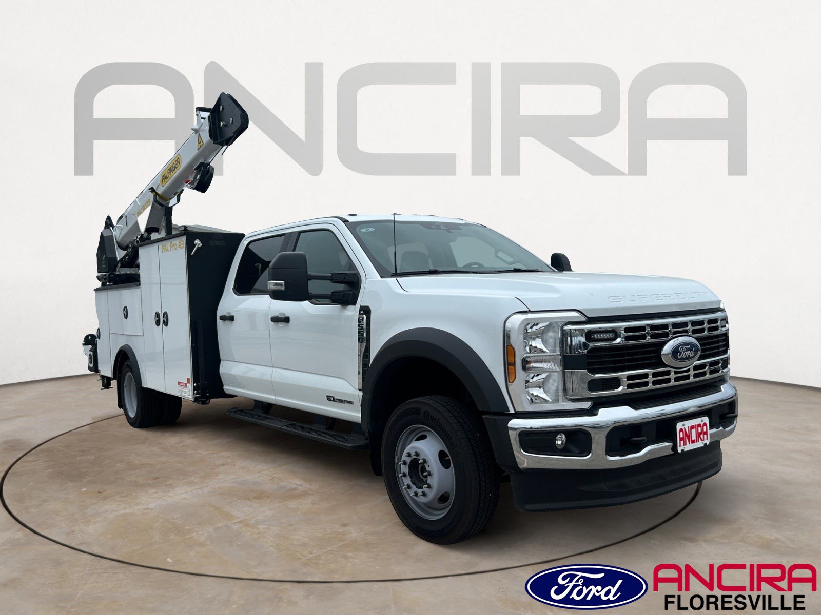 2026 Ford F-550 Super Duty Chassis Cab XL's photo