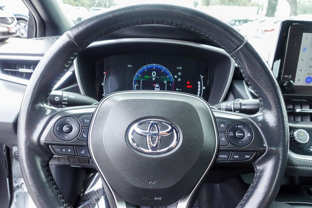 2023 Toyota Corolla XSE photo 11