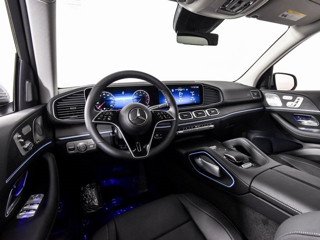 2026 Mercedes Benz GLS 450 4MATIC photo 16