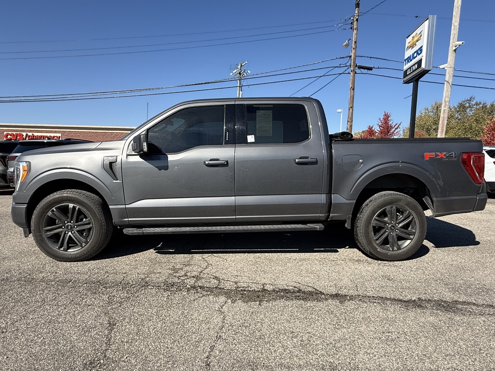 2022 Ford F-150 XLT photo 3