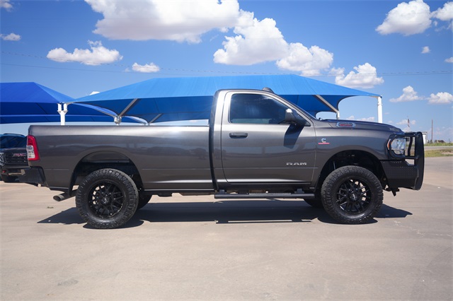 2022 Ram 2500 Tradesman photo 2