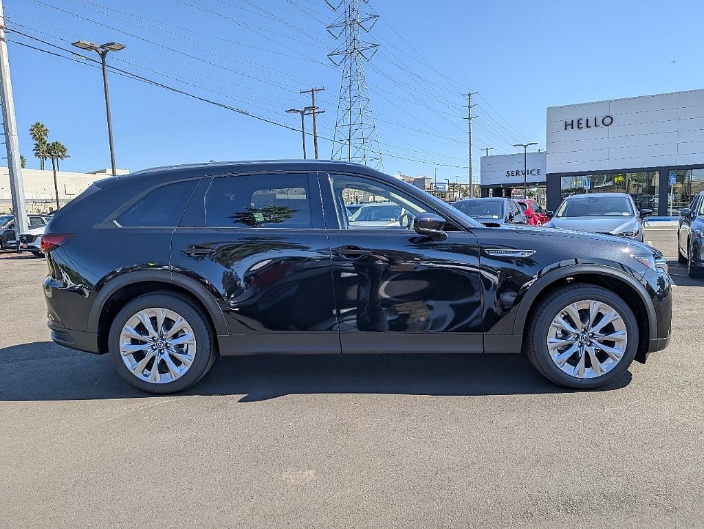 2026 Mazda CX-90 3.3 Turbo Preferred photo 5