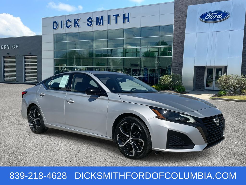 2024 Nissan Altima SR