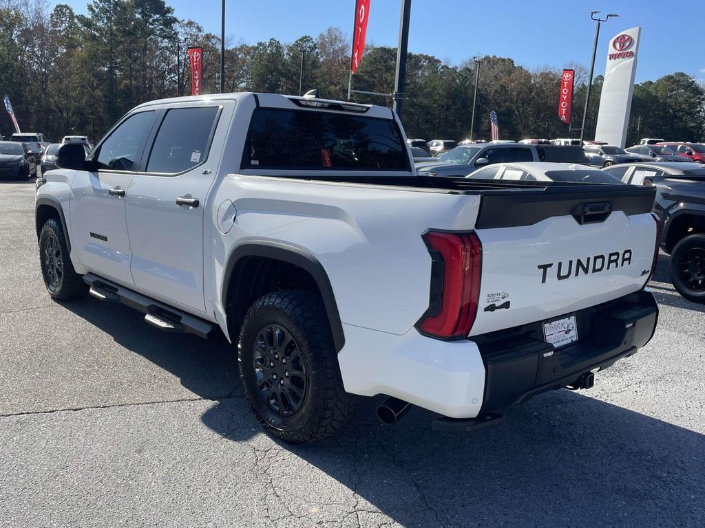 2024 Toyota Tundra SR5 photo 4