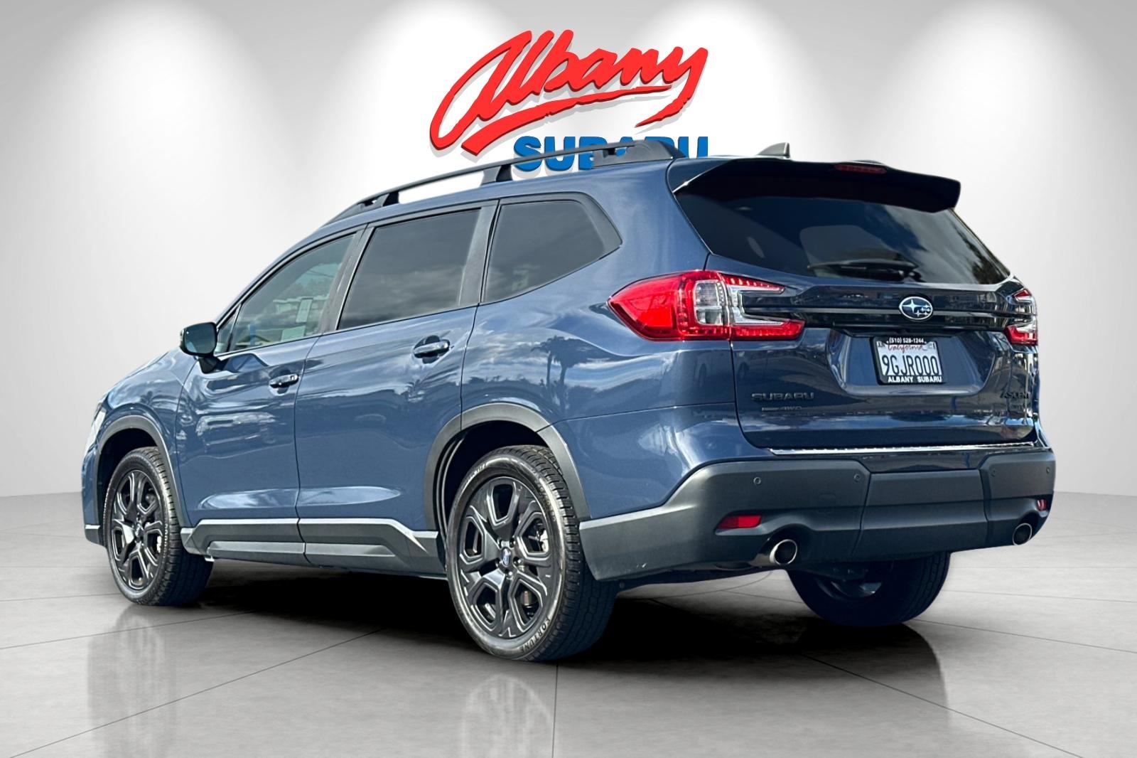 2023 Subaru Ascent Onyx Edition photo 4