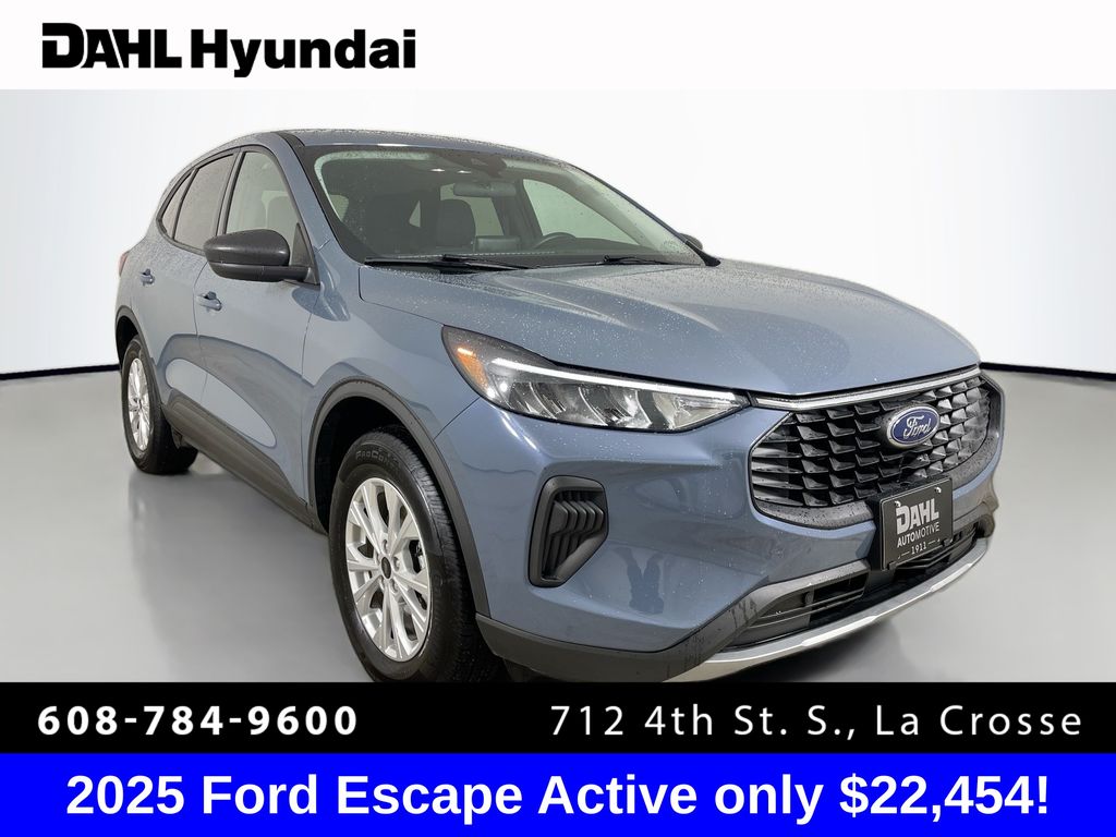 2025 Ford Escape Active's photo