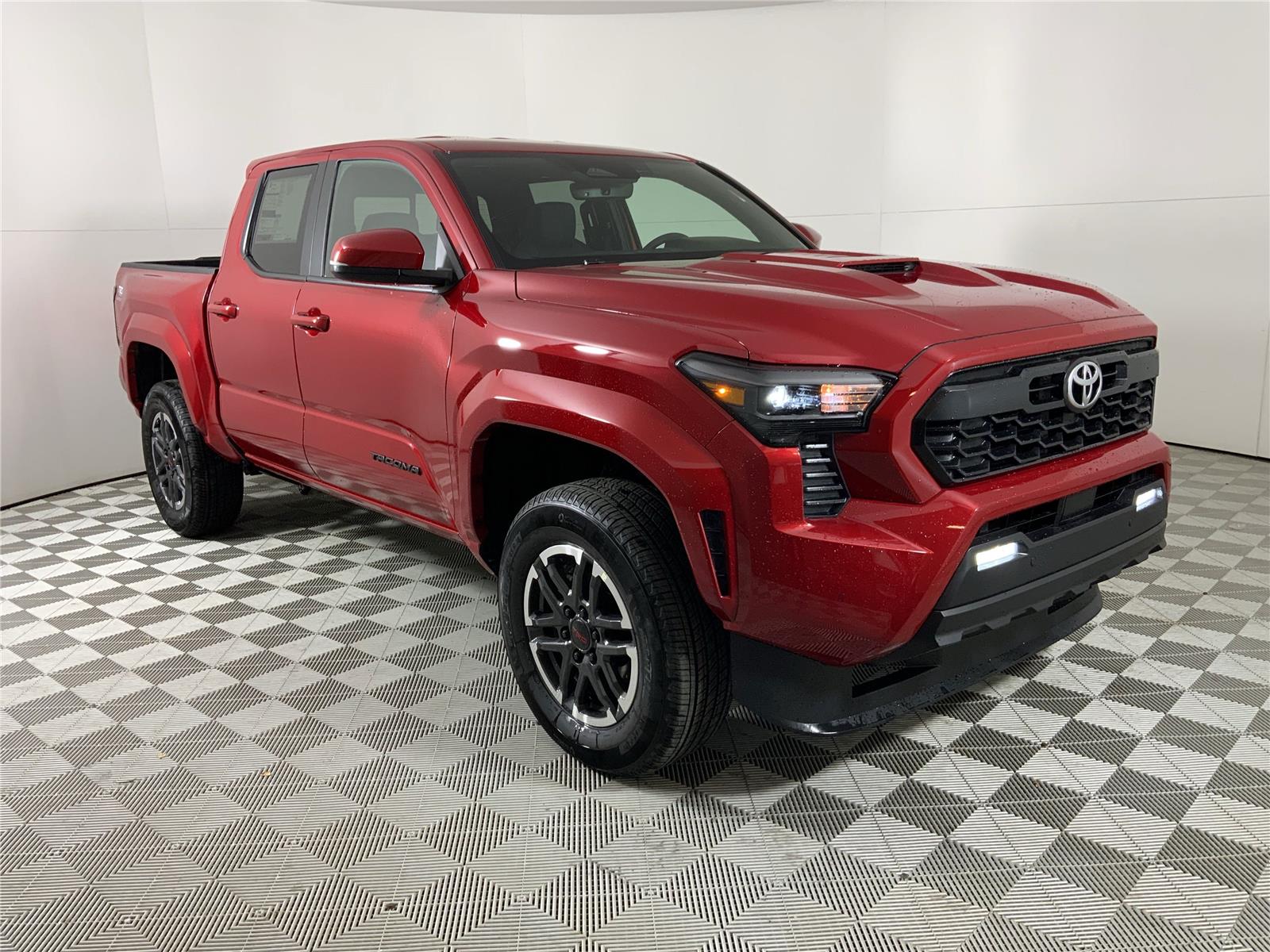 2025 Toyota Tacoma TRD Sport's photo