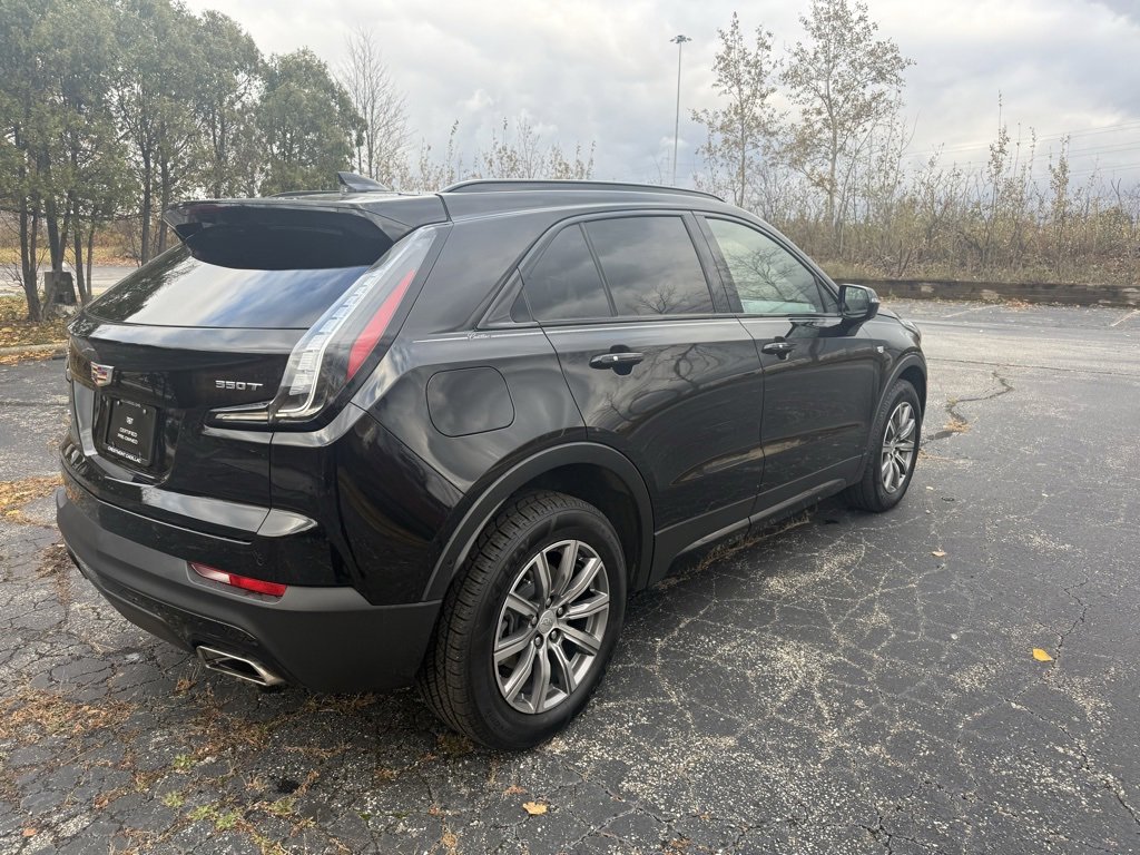 2023 Cadillac XT4 Sport photo 3