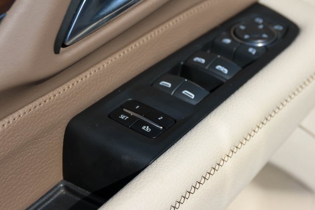 2022 Gmc Yukon Denali photo 12