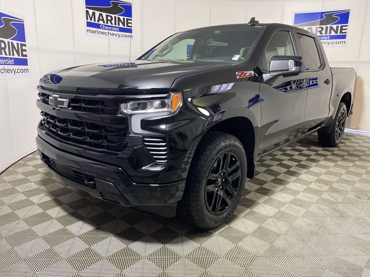 2025 Chevrolet Silverado 1500 RST photo 5