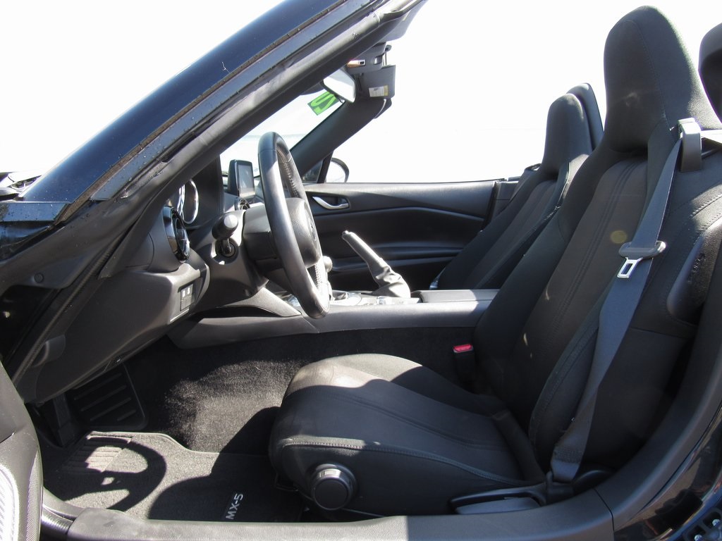 2020 Mazda MX-5 Miata Miata Sport photo 10