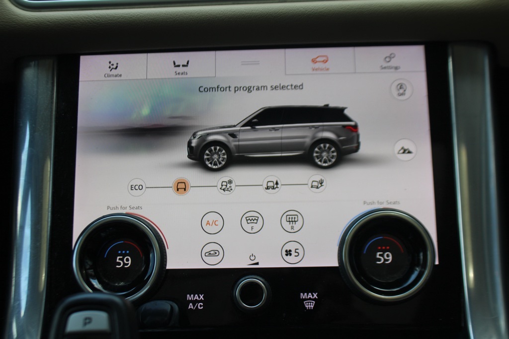 2018 Land Rover Range Rover Sport HSE photo 19