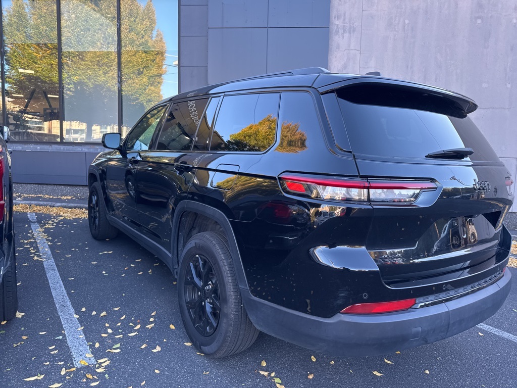 2024 Jeep Grand Cherokee Altitude photo 4