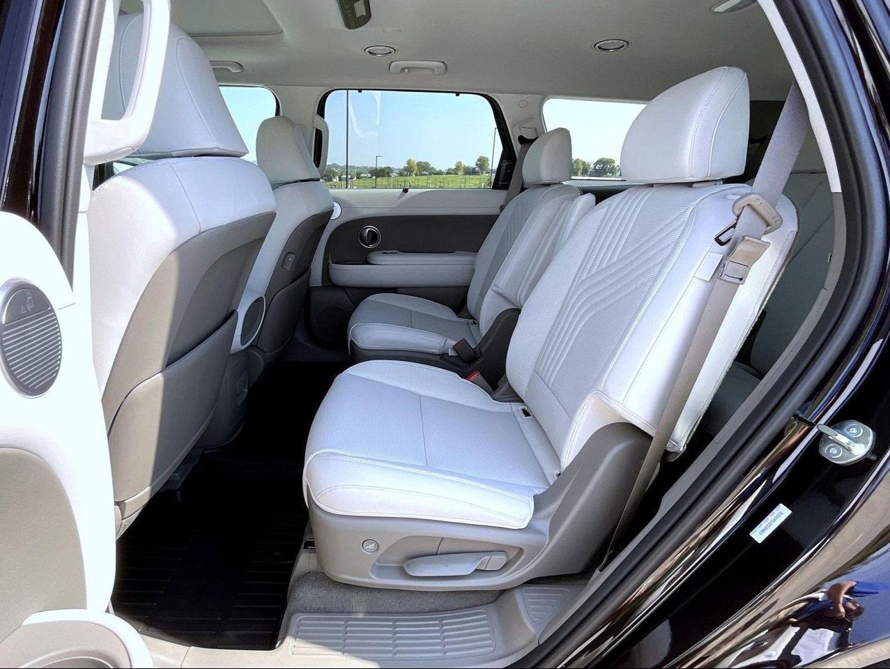 2026 Hyundai Palisade SEL photo 11