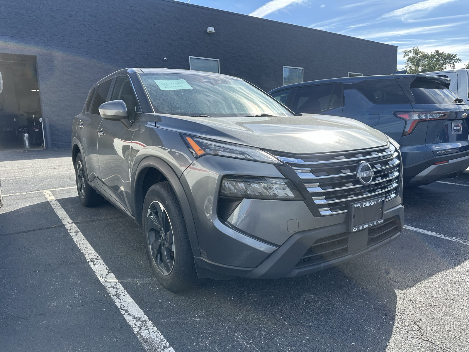 2024 Nissan Rogue SV photo 5