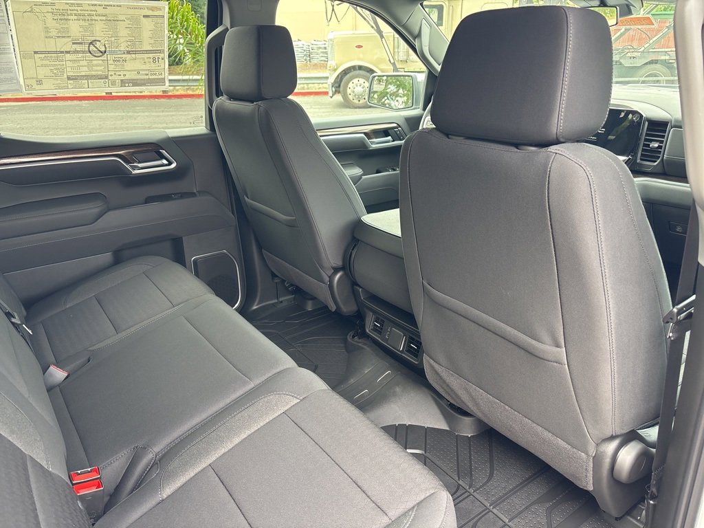 2025 Chevrolet Silverado 1500 LT photo 20