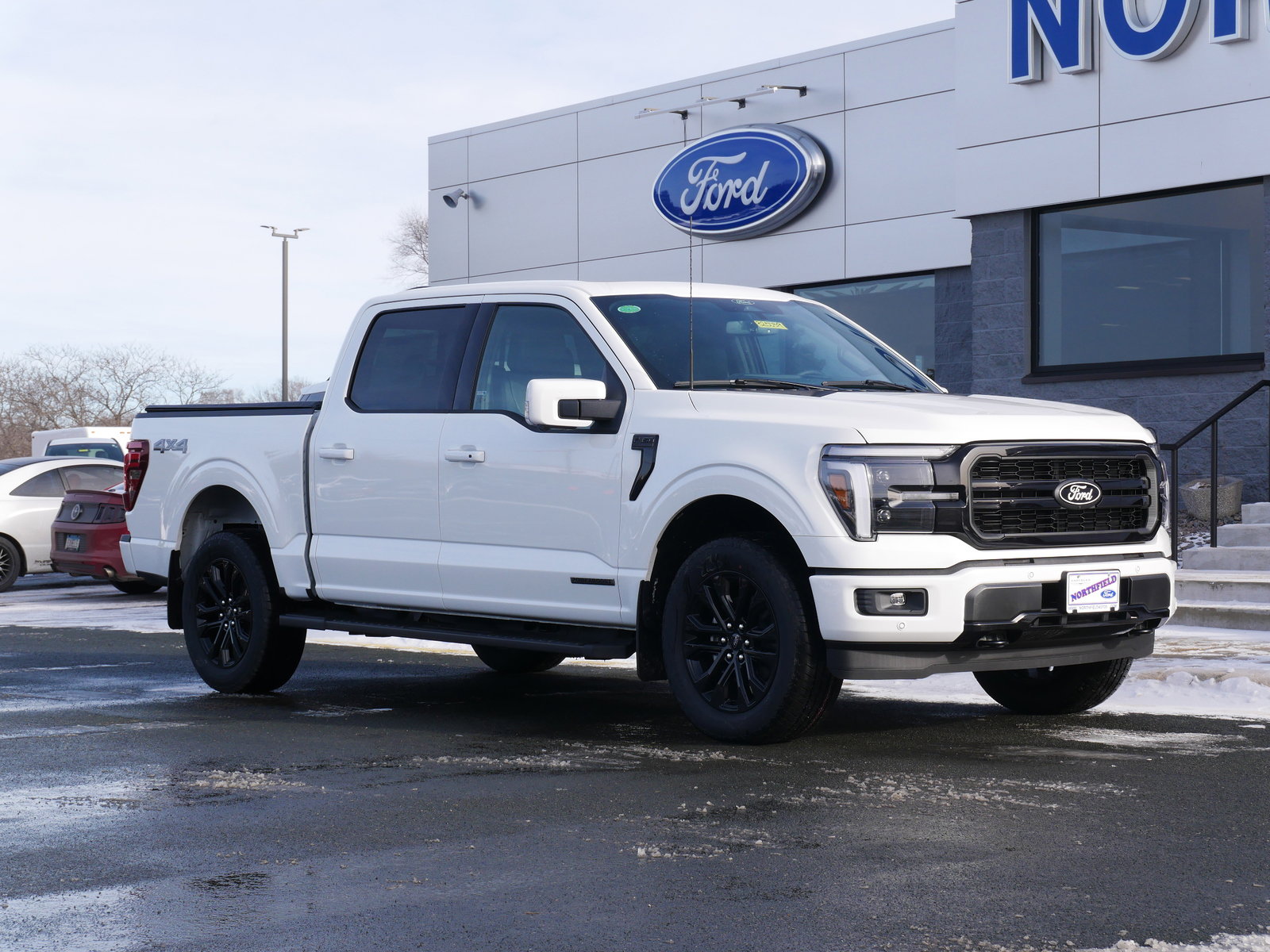2025 Ford F-150 Lariat photo 2