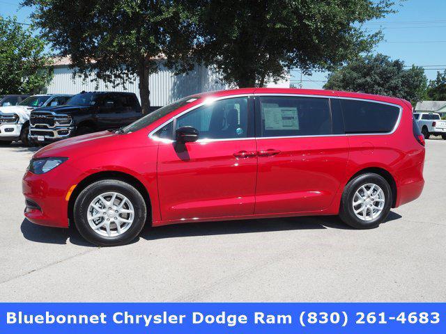 2025 Chrysler Voyager LX