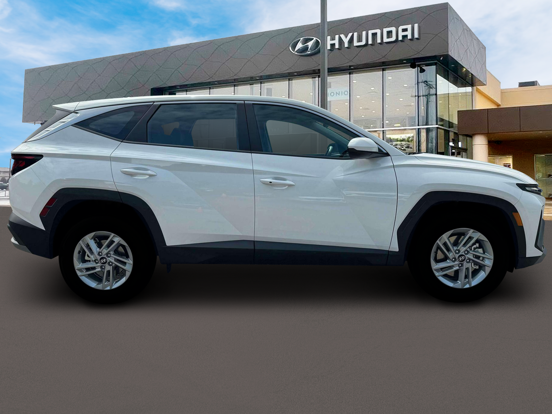 New 2025 White Hyundai SE image 32