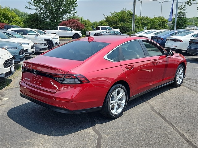 2024 Honda Accord 1.5T LX photo 6