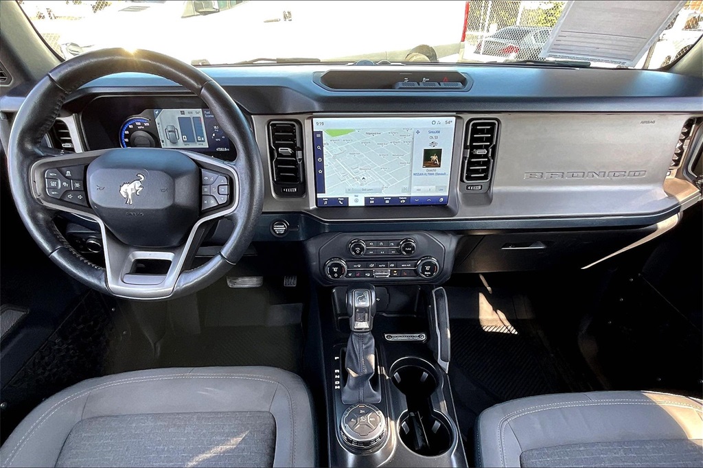 2021 Ford Bronco Outer Banks photo 13