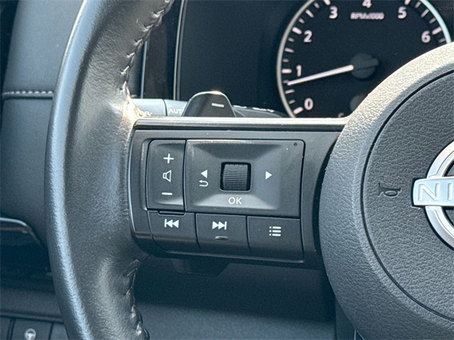 2024 Nissan Pathfinder SV photo 24