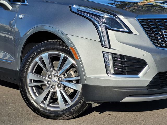 2025 Cadillac XT5 Premium Luxury photo 3