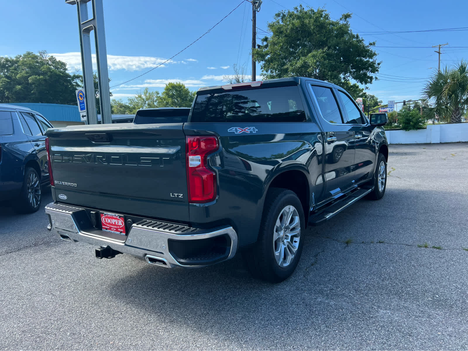 2025 Chevrolet Silverado 1500 LTZ photo 3