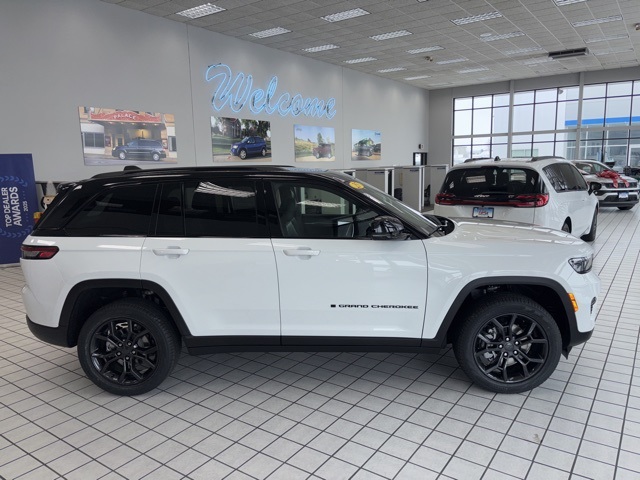 2025 Jeep Grand Cherokee Limited's photo