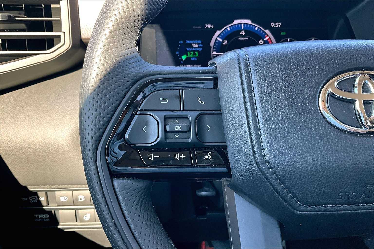 2023 Toyota Sequoia TRD Pro photo 22