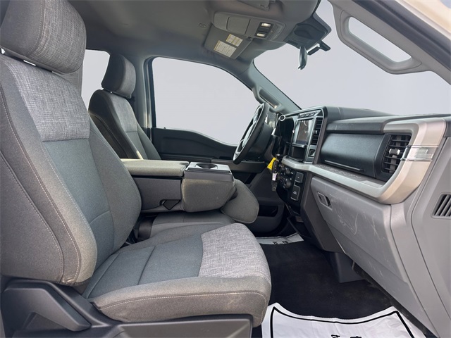 2024 Ford F-350 photo 15