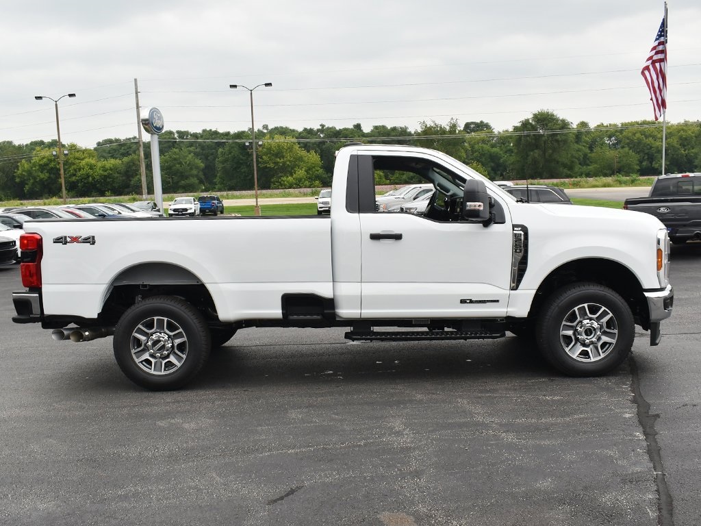 2025 Ford F-250 XLT photo 10