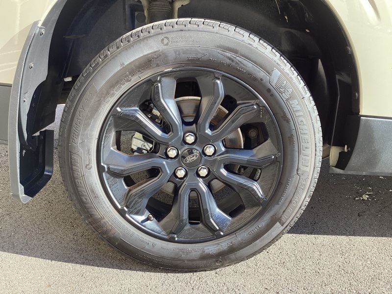 2024 Ford Maverick Lariat photo 9