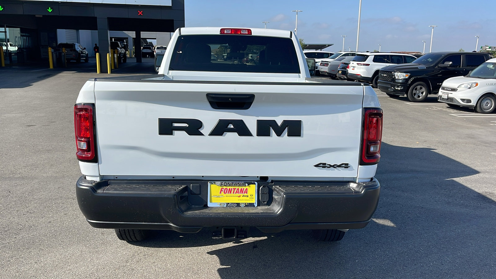 2025 Ram 2500 Tradesman photo 4