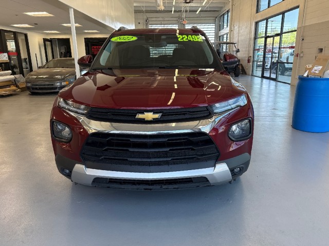 Used 2022  Chevrolet LT image 2