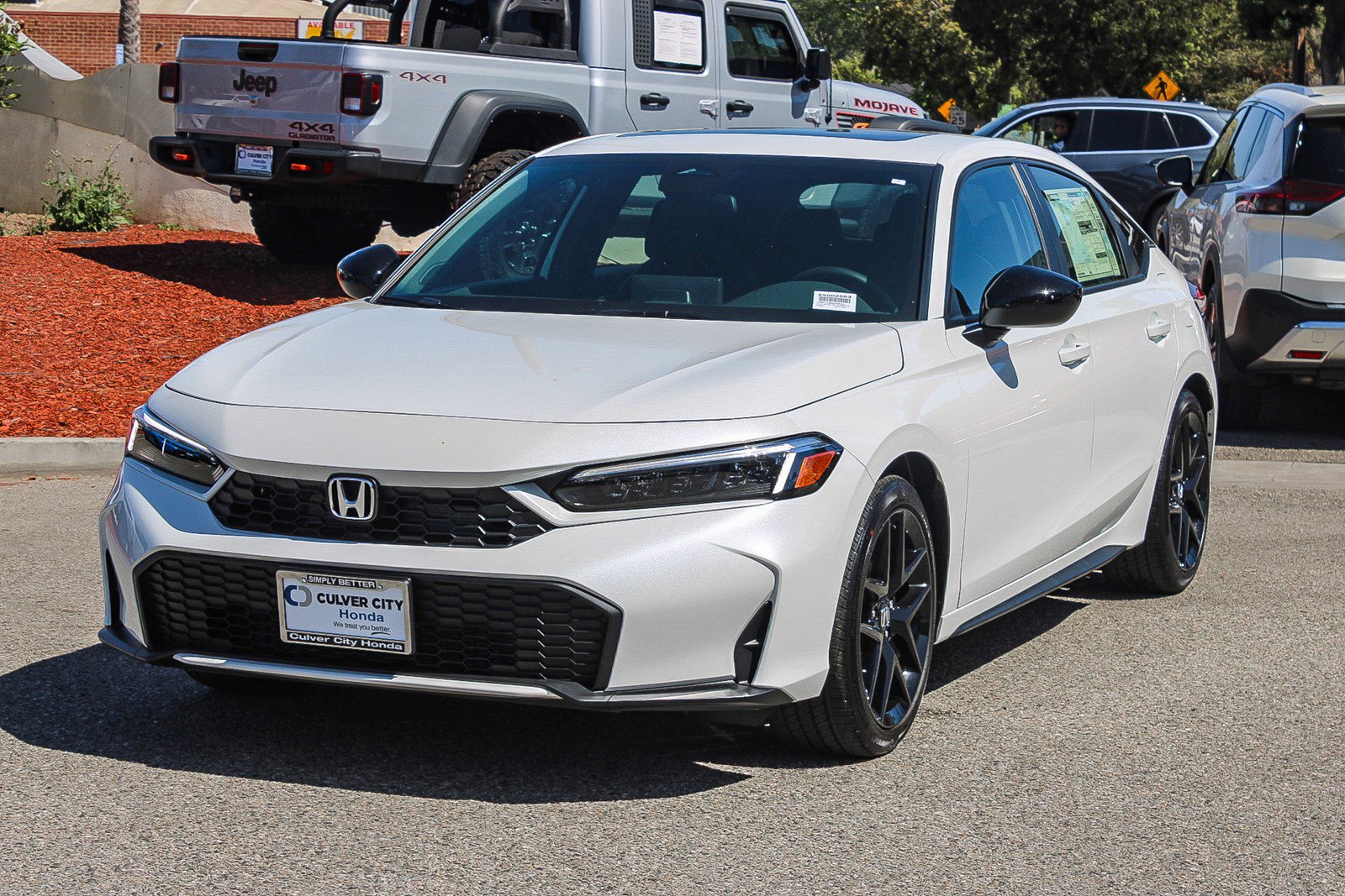 2025 Honda Civic Hatchback Hybrid Sport photo 3