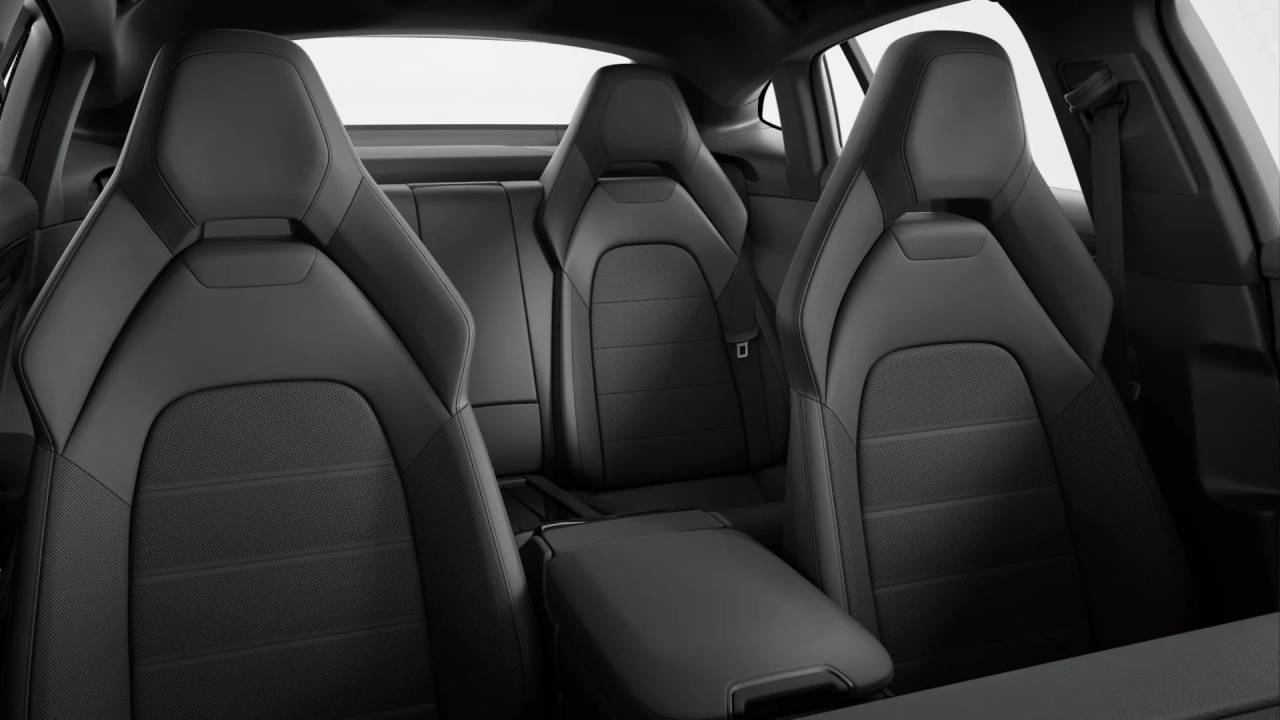 2025 Porsche Panamera 4 photo 10