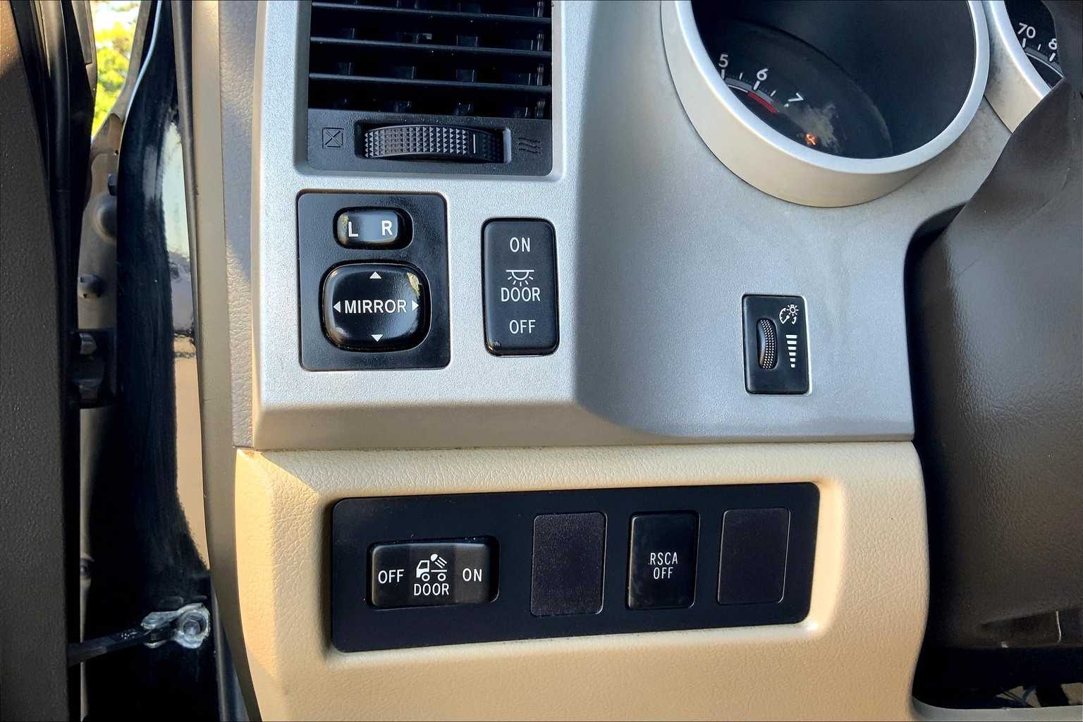 2008 Toyota Tundra SR5 photo 29