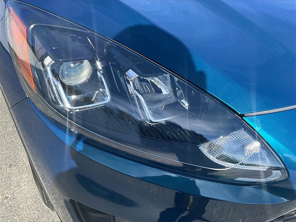 2020 Ford Escape SE photo 28
