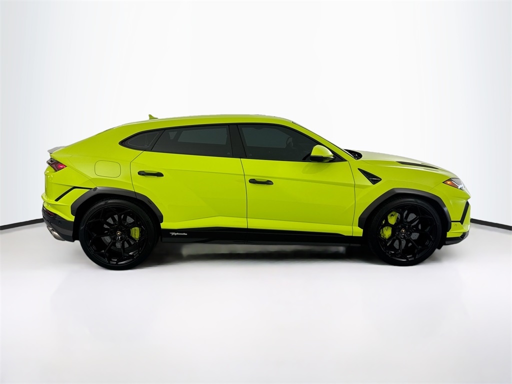 2024 Lamborghini Urus Performante photo 4