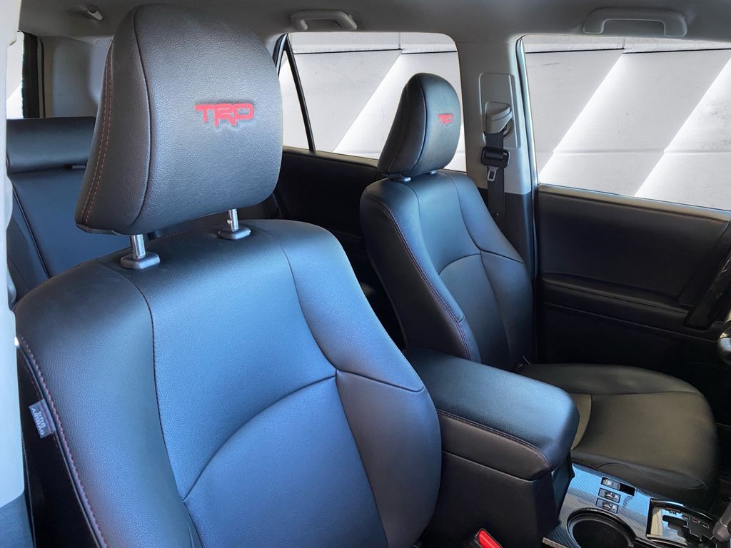 2024 Toyota 4Runner TRD Off-Road Premium photo 12